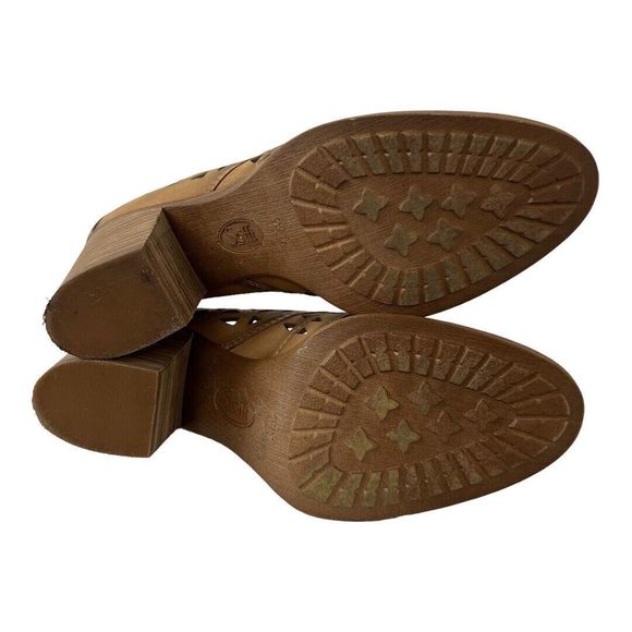 Sofft Womens Size 7.5 Westwood Brown Laser Cut Ankle Boot Bootie - Picture 5 of 6